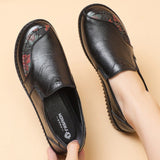 VipKoala Spring Flats Luxury Women Flat Elderly Shoes Retro Vintage Genuine Leather Loafers Black Women's Shoes Moccasins With Fur Loafer